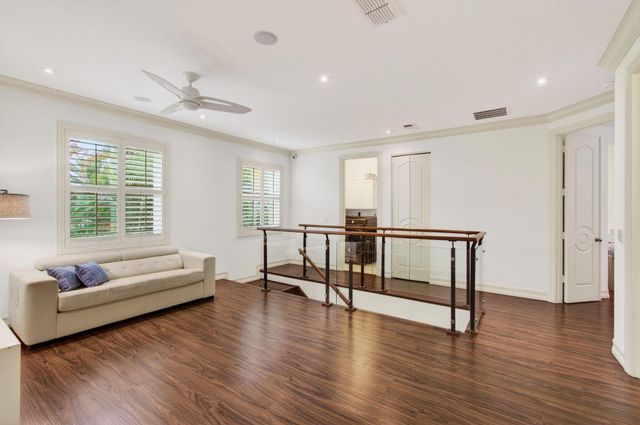 9732 Phipps Lane, Wellington, FL 33414