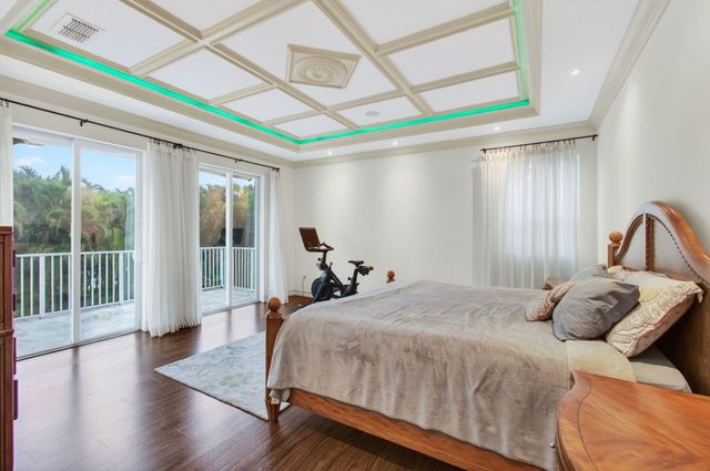 9732 Phipps Lane, Wellington, FL 33414