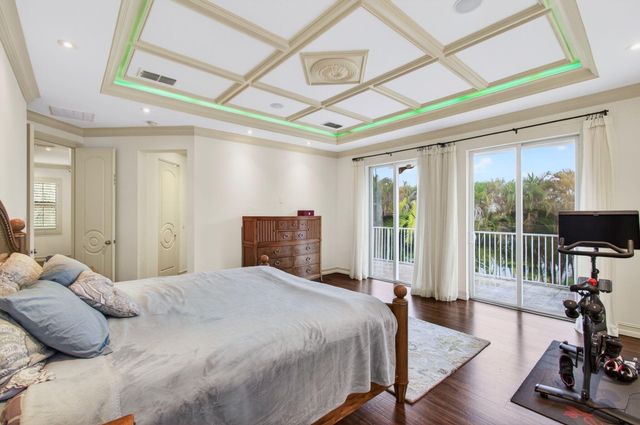 9732 Phipps Lane, Wellington, FL 33414