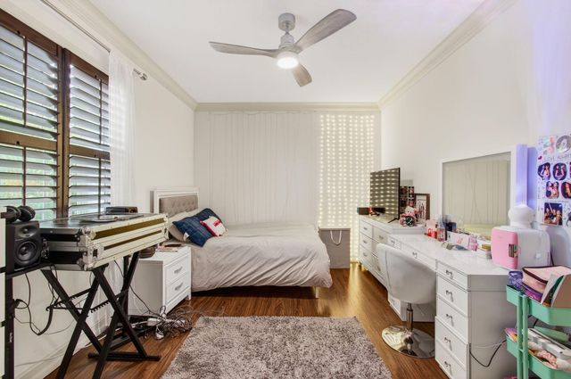 9732 Phipps Lane, Wellington, FL 33414