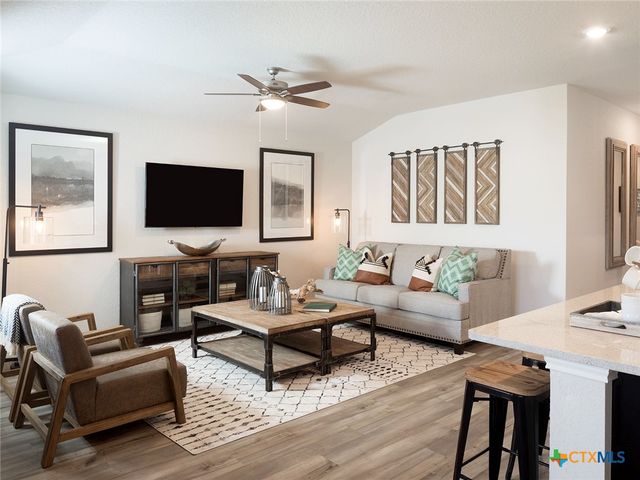 106 Barton Point, Cibolo, TX 78108