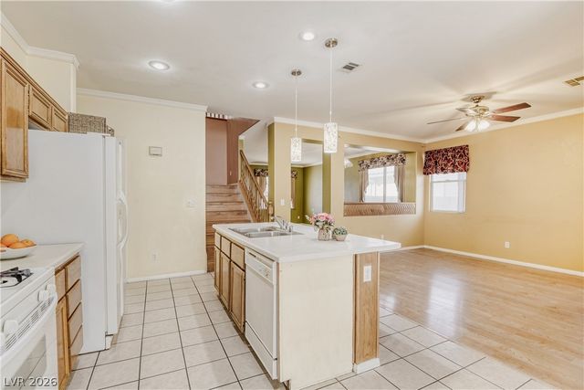 6018 Halehaven Drive, Las Vegas, NV 89110