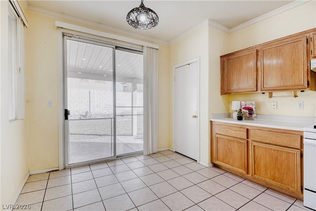 6018 Halehaven Drive, Las Vegas, NV 89110