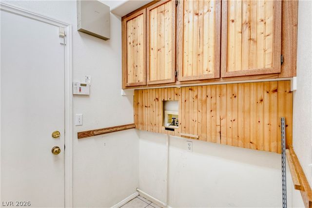 6018 Halehaven Drive, Las Vegas, NV 89110