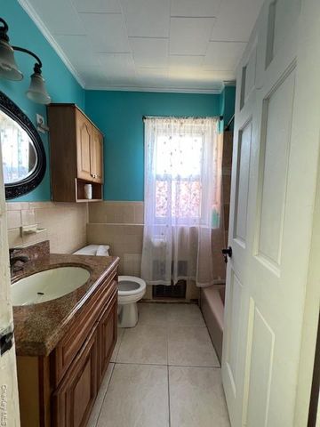 8667 108th Street, Richmond Hill North, NY 11418