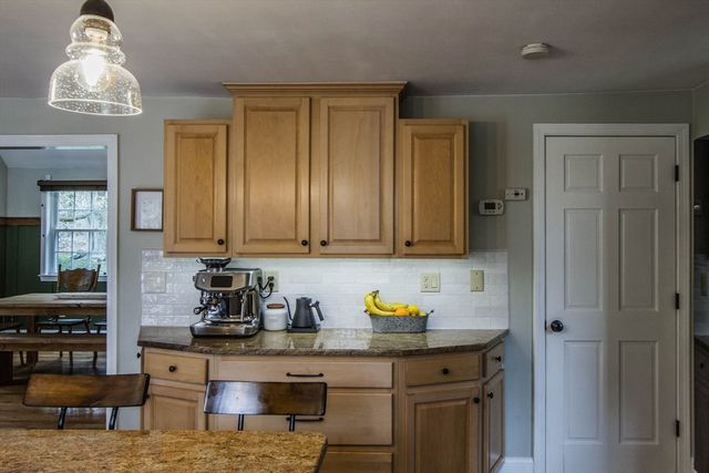 692 Cronin Rd, Warren, MA 01585