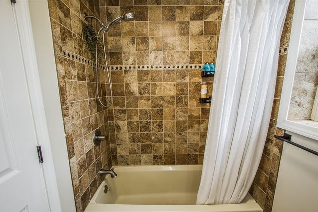 692 Cronin Rd, Warren, MA 01585