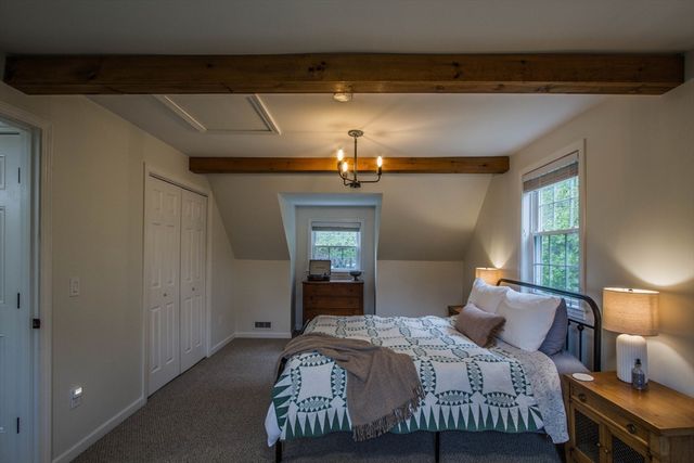 692 Cronin Rd, Warren, MA 01585