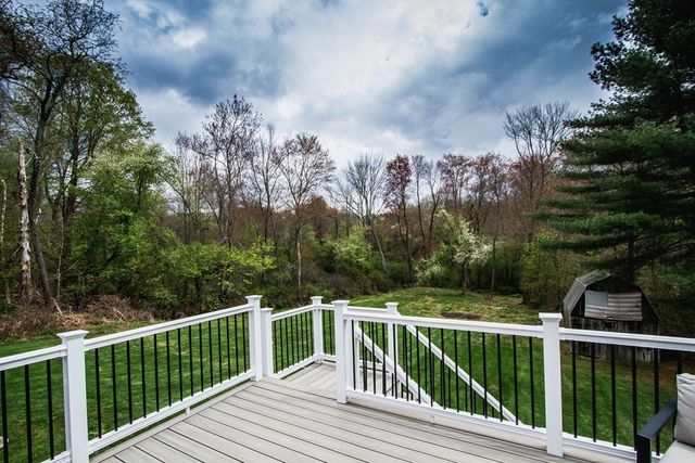 692 Cronin Rd, Warren, MA 01585