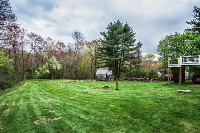 692 Cronin Rd, Warren, MA 01585