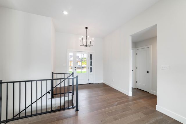 7309 W GOLDEN WILLOW RD, Columbia, MO 65202