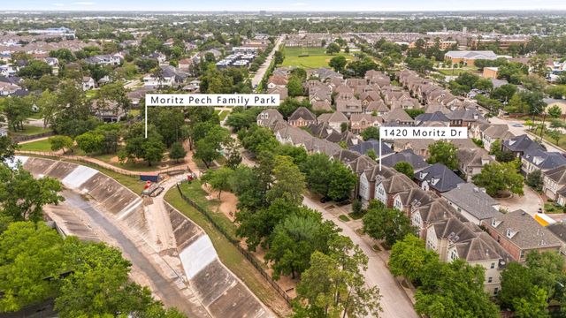 1420 Moritz Drive, Houston, TX 77055