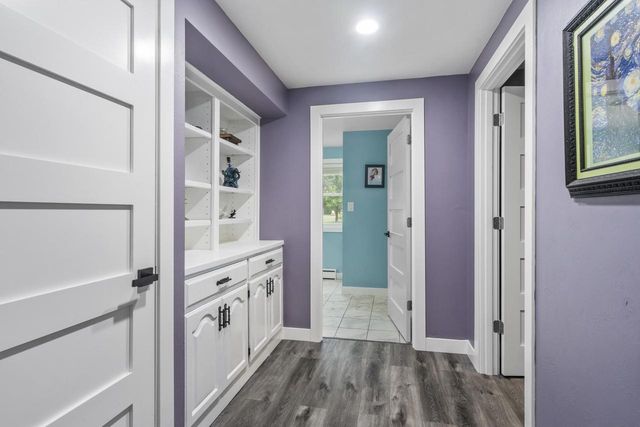 2101 LAWRENCE DRIVE, De Pere, WI 54115