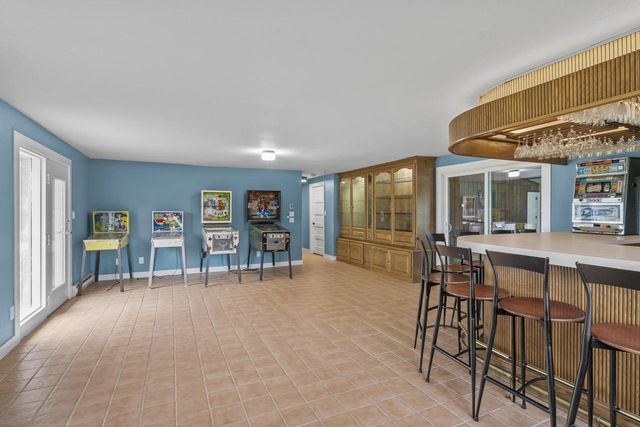 2101 LAWRENCE DRIVE, De Pere, WI 54115