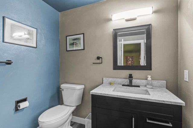2101 LAWRENCE DRIVE, De Pere, WI 54115