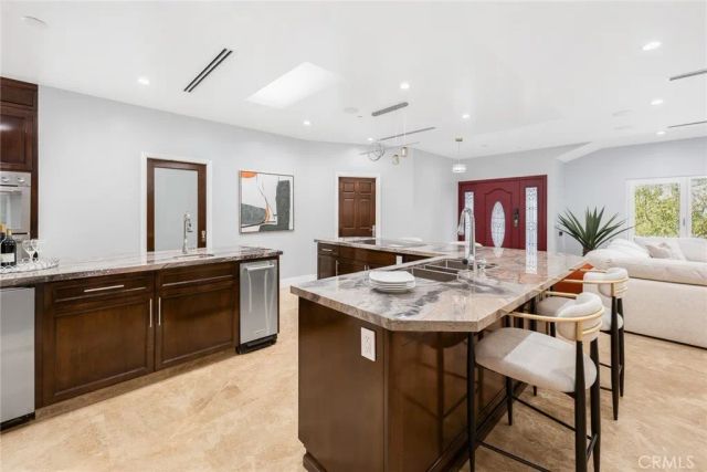 1362 Linden, Glendale, CA 91201