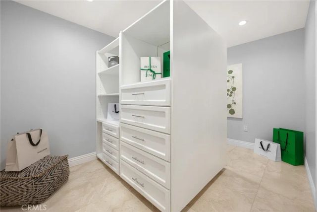 1362 Linden, Glendale, CA 91201