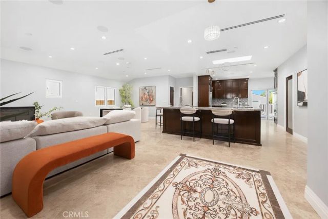 1362 Linden, Glendale, CA 91201