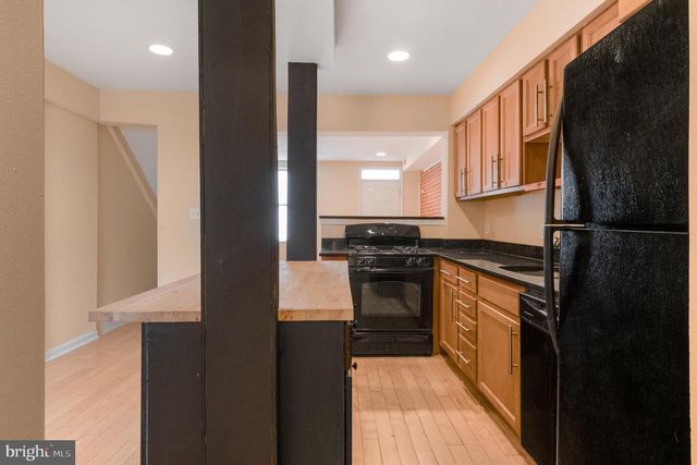 1123 W LOMBARD ST, Baltimore, MD 21223