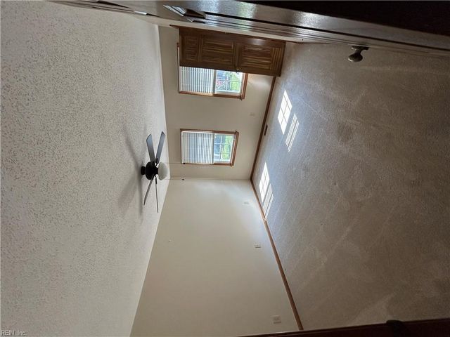 548 Currituck DR, Chesapeake, VA 23322