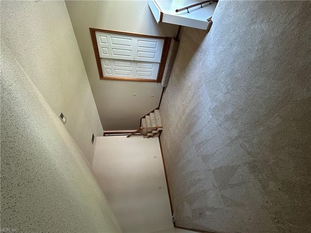 548 Currituck DR, Chesapeake, VA 23322