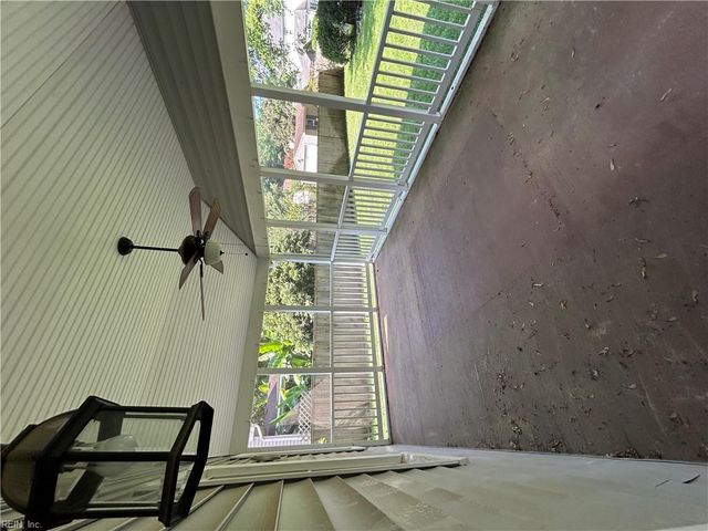 548 Currituck DR, Chesapeake, VA 23322