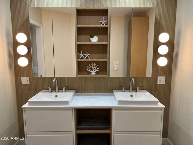 9729 E NAVAJO Place, Sun Lakes, AZ 85248