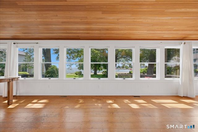 6 Hopkins Street, Stonington, CT 06378