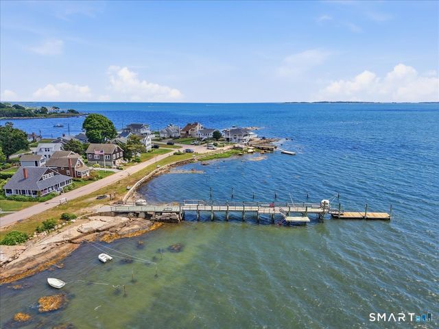 6 Hopkins Street, Stonington, CT 06378