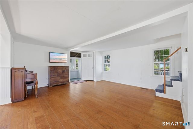 6 Hopkins Street, Stonington, CT 06378