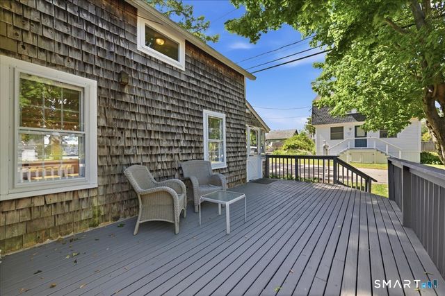 6 Hopkins Street, Stonington, CT 06378