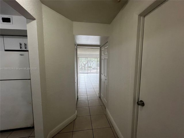 4235 N University Dr 215, Sunrise, FL 33351