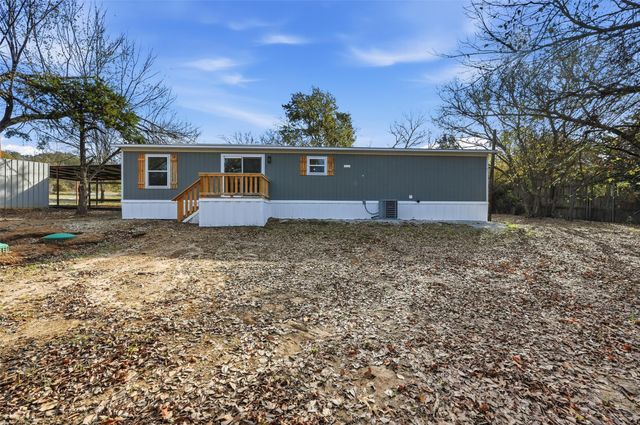 279 Carlisle Court, Springtown, TX 76082