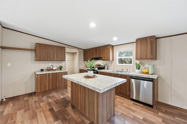 279 Carlisle Court, Springtown, TX 76082