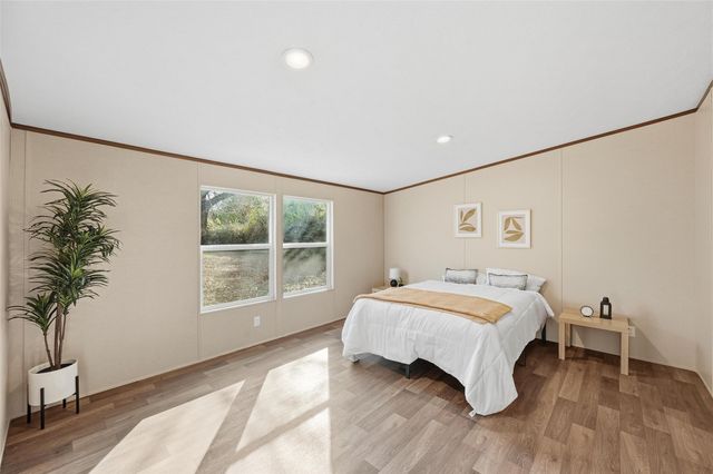 279 Carlisle Court, Springtown, TX 76082