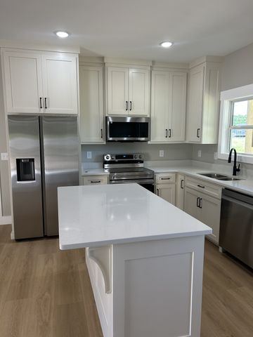 1106 Baker Ln, Lawrenceburg, TN 38464