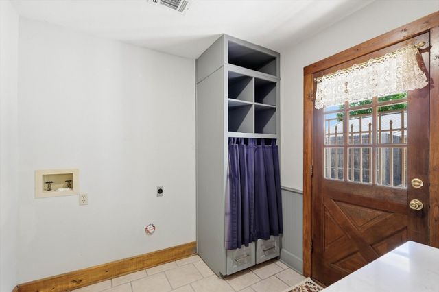 613 Evergreen Drive, Hurst, TX 76054