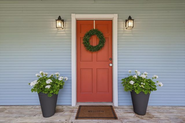 613 Evergreen Drive, Hurst, TX 76054