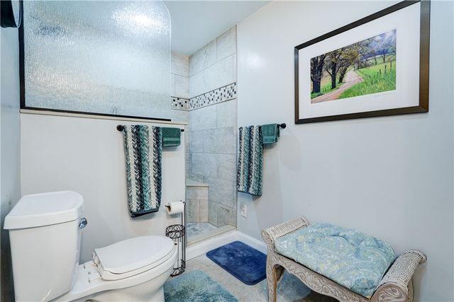 89 Creek Ridge, Pittsford, NY 14534