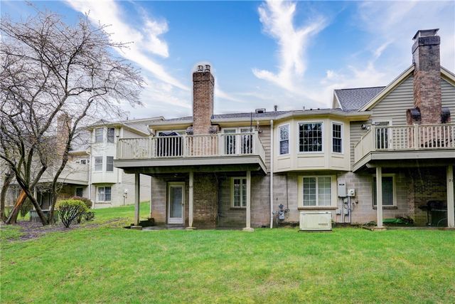 89 Creek Ridge, Pittsford, NY 14534