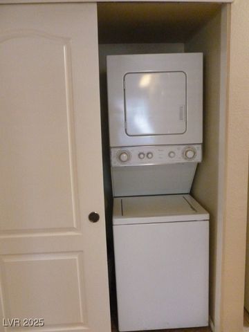 7631 Tackle Drive 108, Las Vegas, NV 89128