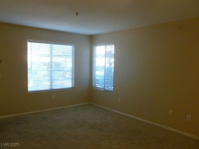 7631 Tackle Drive 108, Las Vegas, NV 89128