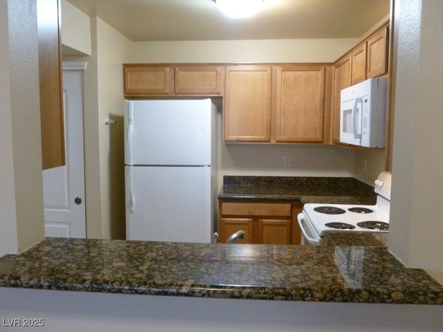 7631 Tackle Drive 108, Las Vegas, NV 89128