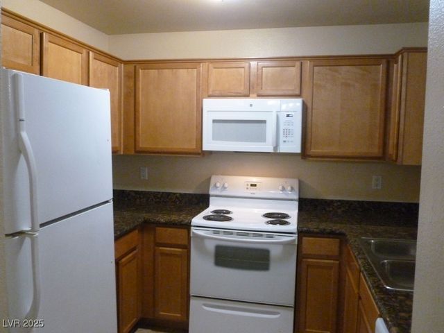 7631 Tackle Drive 108, Las Vegas, NV 89128