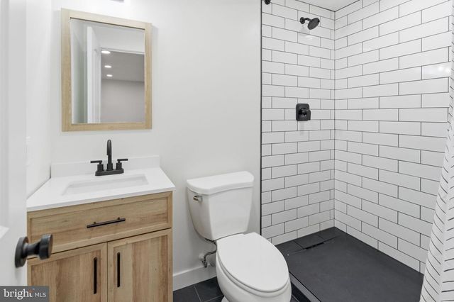 140 BASIN DR, Inwood, WV 25428