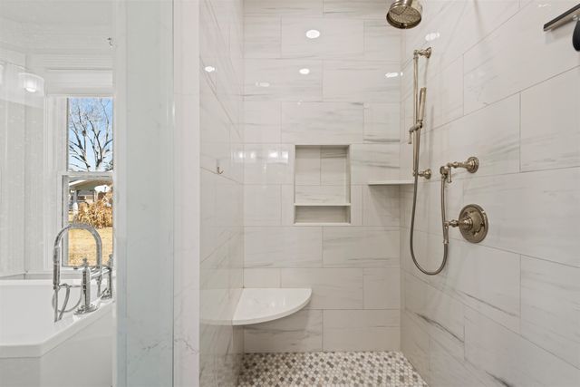 107 Talbot Dr, Houma, LA 70360