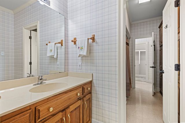 107 Talbot Dr, Houma, LA 70360