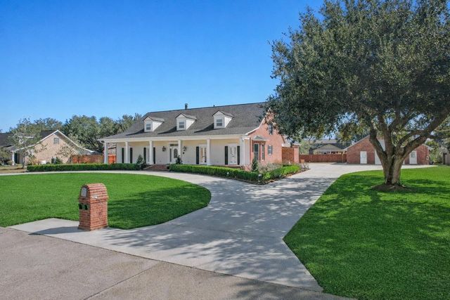 107 Talbot Dr, Houma, LA 70360