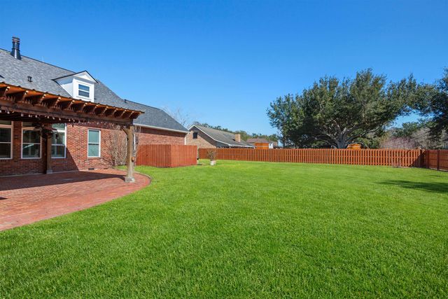 107 Talbot Dr, Houma, LA 70360