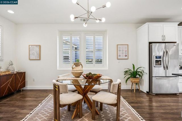 15 Hazel Tree Ridge, Orinda, CA 94563